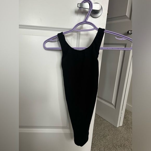 Aritzia Wilfred free XS back cross bodysuit black - Picture 1 of 3